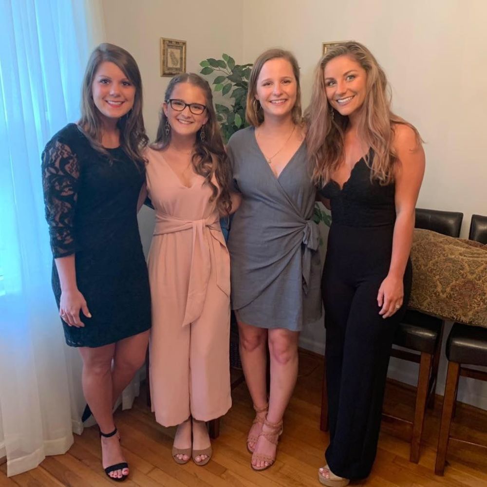 Meet your Posher, Emily